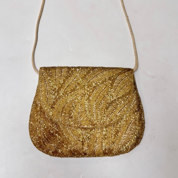 VINTAGE GOLD BEADED 1920S STYLE CLUTCH - Picture 1 of 7